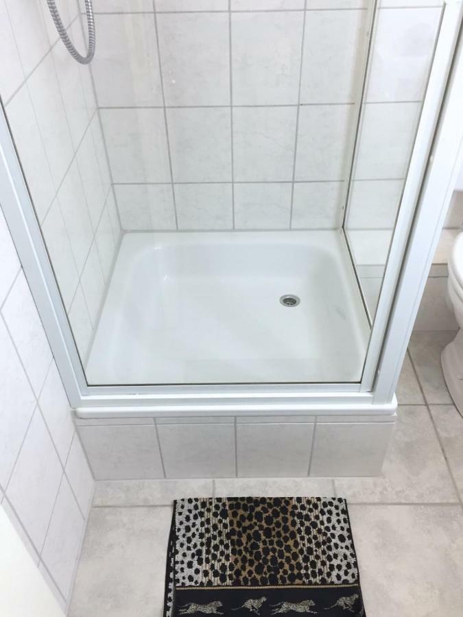 Grosses Helles Zimmer + Eigenes Bad Hamburg-Harburg Exteriör bild