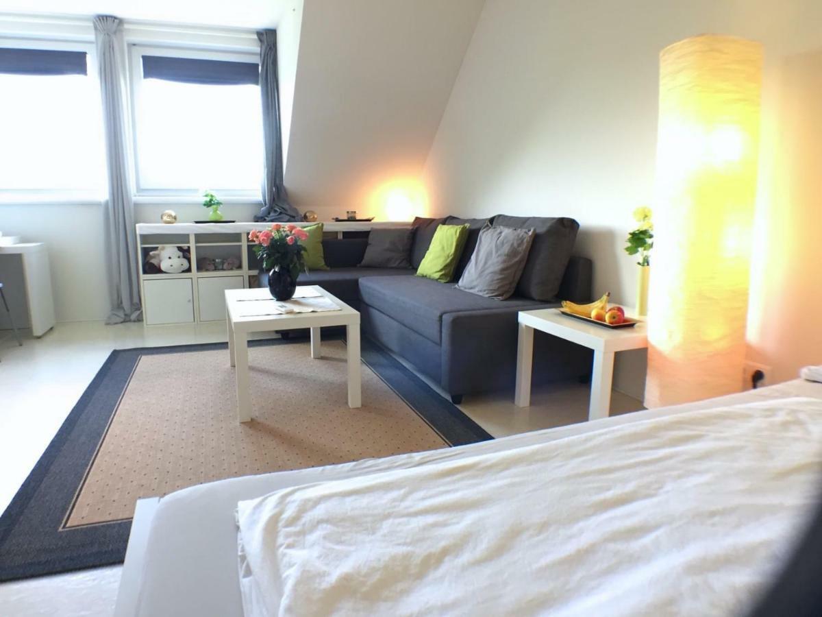 Grosses Helles Zimmer + Eigenes Bad Hamburg-Harburg Exteriör bild